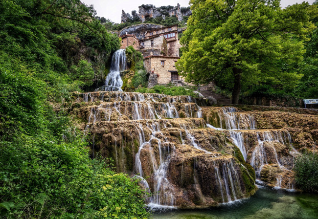 Обои картинки фото castle orbaneja, города, замки испании, castle, orbaneja