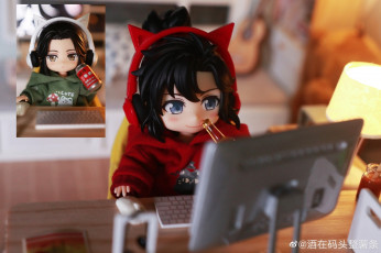 Картинка разное куклы ноутбук наушники связь