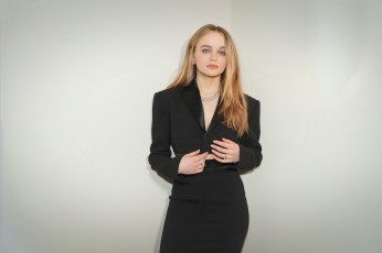 Картинка joey+king+actress+sag+2024 девушки joey+king джои кинг актриса лoс анджeлeс премия гильдии актеров сша