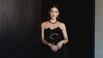 Картинка lucy+hale+vogue+germany+june+2024 девушки lucy+hale люси хейл vogue германия июнь 2024 актриса кино озвучивания кантри певица автор песен дизайнер модель общественный деятель
