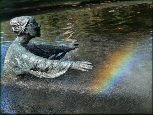 Картинка разное рельефы статуи музейные экспонаты вода фонтан скульптура