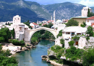 Картинка города мостар босния герцеговина мечеть дома река мост