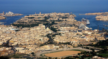 Картинка города валетта мальта лайнер панорама