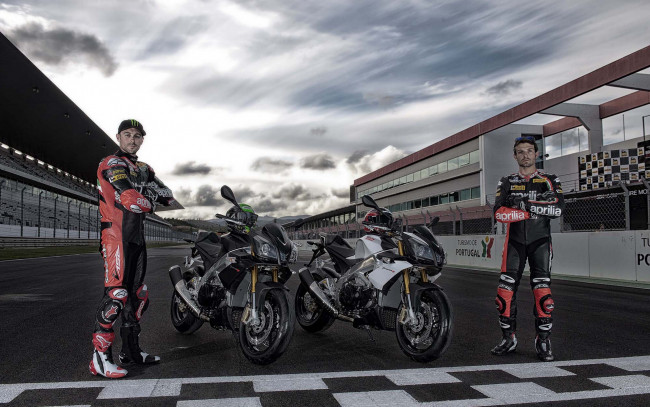 Обои картинки фото мотоциклы, aprilia, v4r, tuono