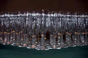 Картинка разное посуда +столовые+приборы +кухонная+утварь бокалы