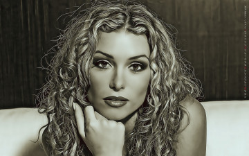 Картинка календари компьютерный+дизайн 2019 calendar женщина лицо кудри девушка взгляд