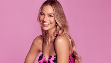 Картинка девушки margot+robbie актриса улыбка