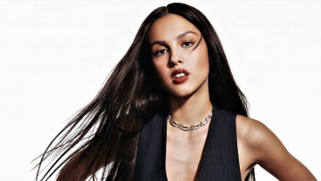 Картинка olivia+rodrigo девушки брюнетка лицо цепь