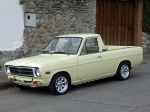 Картинка автомобили nissan datsun