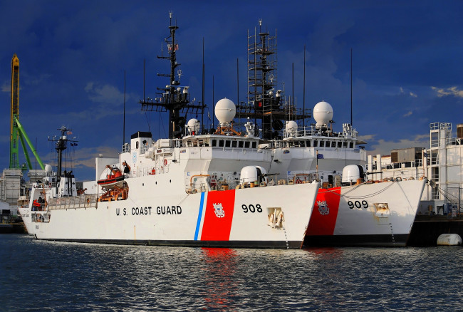 Обои картинки фото корабли, береговой, охраны, другое, белый, причал, якорь