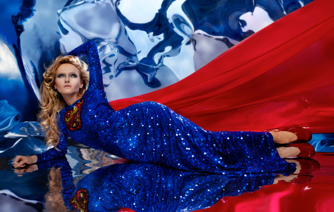 Обои картинки фото -Unsort Блондинки, девушки, unsort, блондинки, платье, отражение