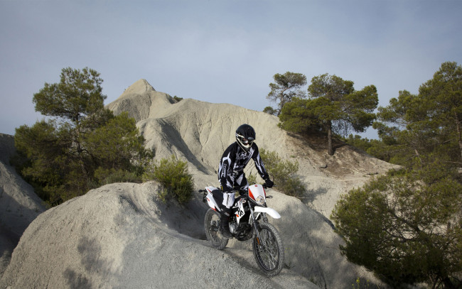 Обои картинки фото мотоциклы, derbi