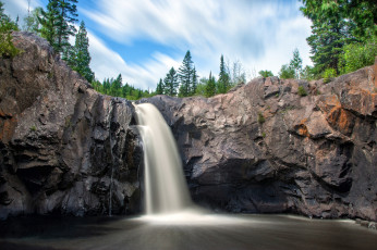Картинка природа водопады водопад река лес
