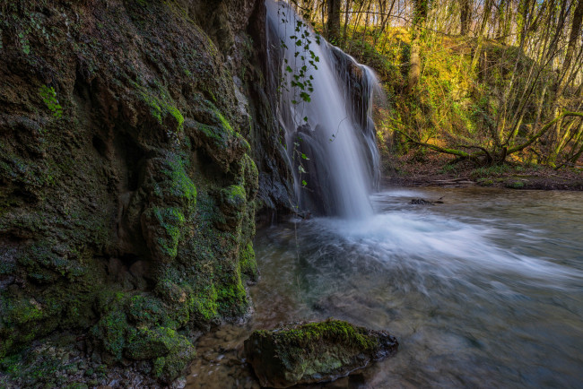 Обои картинки фото природа, водопады, лес, река, водопад