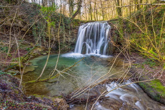 Обои картинки фото природа, водопады, водопад, лес, река