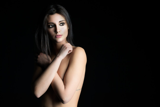 Обои картинки фото девушки, -unsort , брюнетки, темноволосые, лицо, взгляд