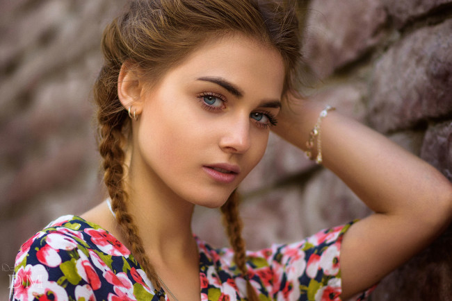 Обои картинки фото девушки, -unsort , лица,  портреты, ananda, dubovskaya, лицо, взгляд