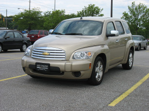 Картинка автомобили выставки уличные фото