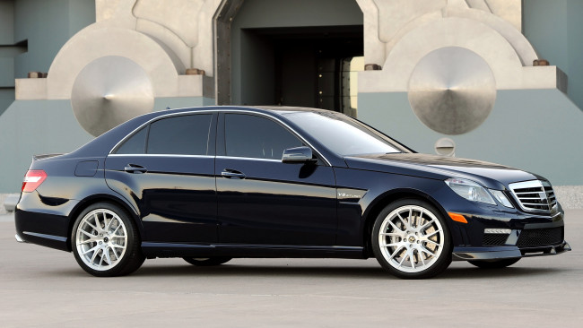 Обои картинки фото mercedes, автомобили, benz, двигатели, автобусы, грузовики, легковые, подразделение, daimler, ag, германия, mercedes-benz