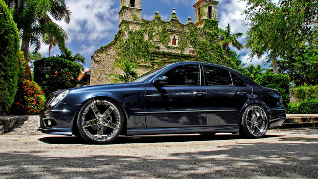 Обои картинки фото mercedes, автомобили, benz, двигатели, автобусы, грузовики, легковые, подразделение, daimler, ag, германия, mercedes-benz