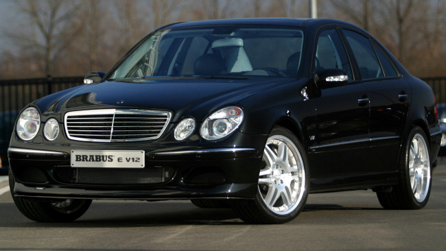 Обои картинки фото mercedes, автомобили, brabus, двигатели, автобусы, грузовики, легковые, подразделение, daimler, ag, германия, mercedes-benz