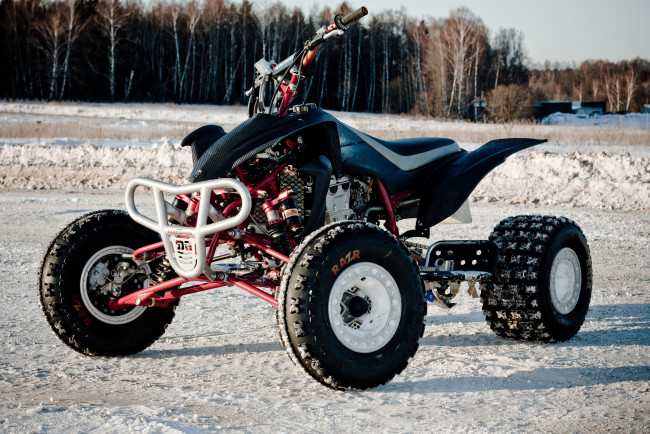 Обои картинки фото мотоциклы, квадроциклы, снег