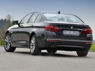 обоя автомобили, bmw, 2013г, f10, luxury, line, sedan, 518d, темный