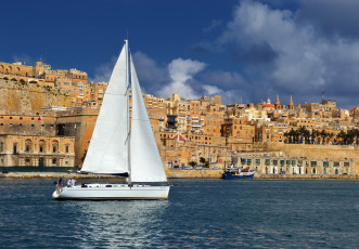 Картинка корабли Яхты море яхта мальта