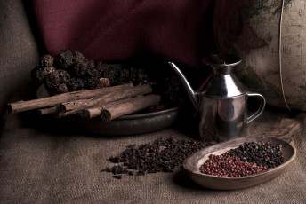 Картинка еда крупы +зерно +специи +семечки чернослив специи лейка