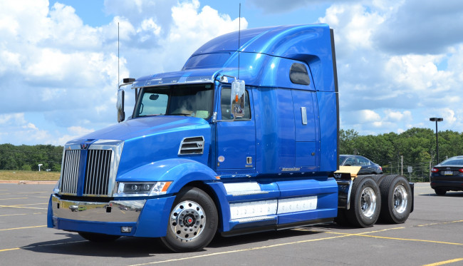 Обои картинки фото 2016 western star, автомобили, western star, тяжелый, седельный, грузовик, тягач