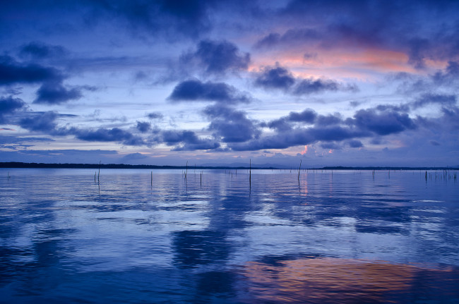 Обои картинки фото природа, реки, озера, облака, небо, закат