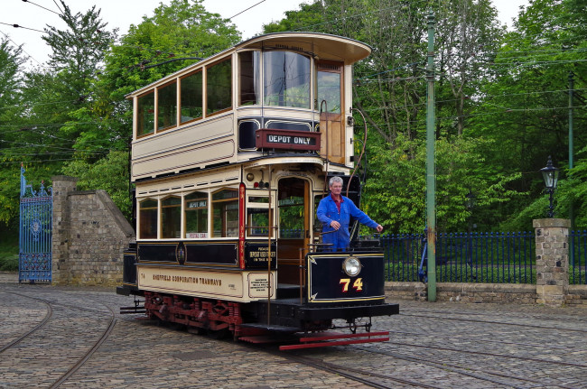 Обои картинки фото техника, трамваи, трамвай, рельсы, транспорт