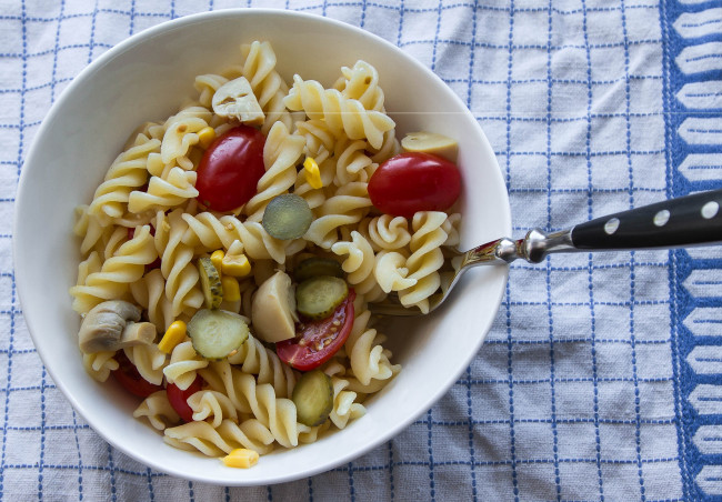 Обои картинки фото еда, макаронные блюда, макароны, овощи