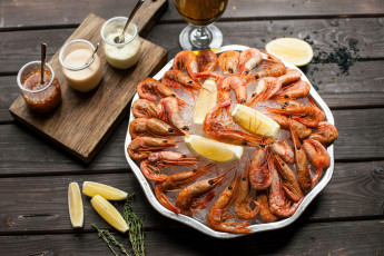 Картинка еда рыба +морепродукты +суши +роллы соус лимон морепродукты креветки