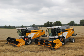 Картинка техника комбайны sampo