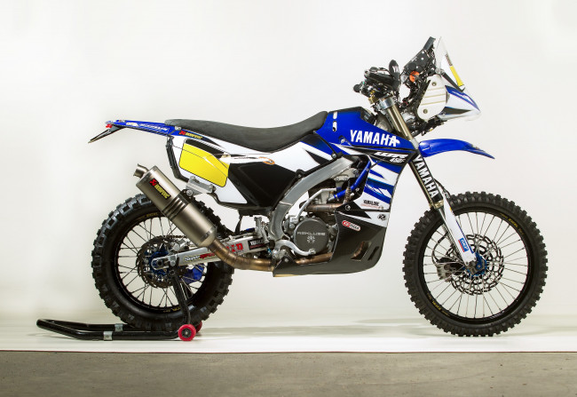 Обои картинки фото мотоциклы, yamaha