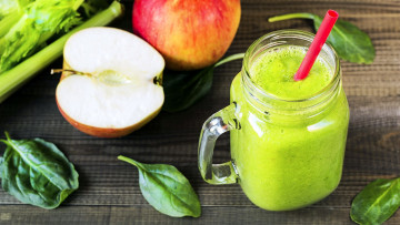 Картинка еда напитки +сок шпинат яблоки сок