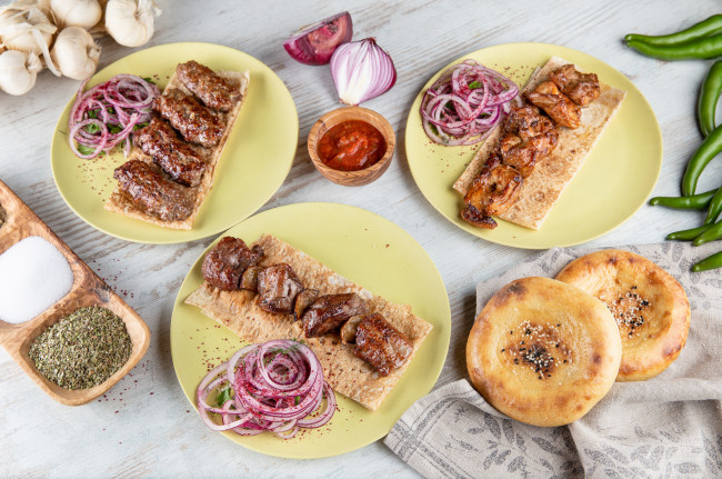 Обои картинки фото еда, шашлык,  барбекю, соль, специи, лаваш