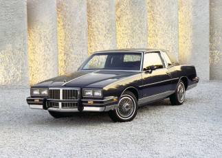 Картинка автомобили pontiac