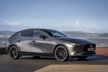 Картинка автомобили mazda