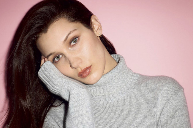 Обои картинки фото bella hadid, девушки, bella, hadid, портрет, лицо, девушка, модель, красавица, стройная, сексуальная, поза, макияж, причёска, фигура, наряд, стильная, мода