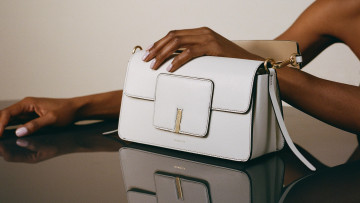 Картинка разное сумки +кошельки +зонты белая сумочка дамская