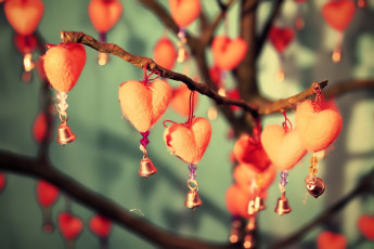 Картинка разное ремесла +поделки +рукоделие дерево сердечки колокольчики