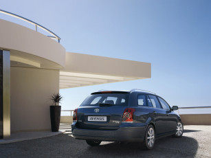 Картинка toyota avensis автомобили