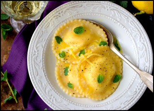 Картинка еда пельмени манты вареники равиоли