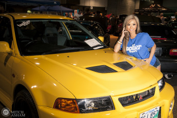 Картинка автомобили авто девушками donnah pham mitsubishi evo v