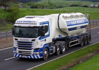 обоя scania r480, автомобили, scania , выставка, улица, тяжелый, грузовик, седельный, тягач