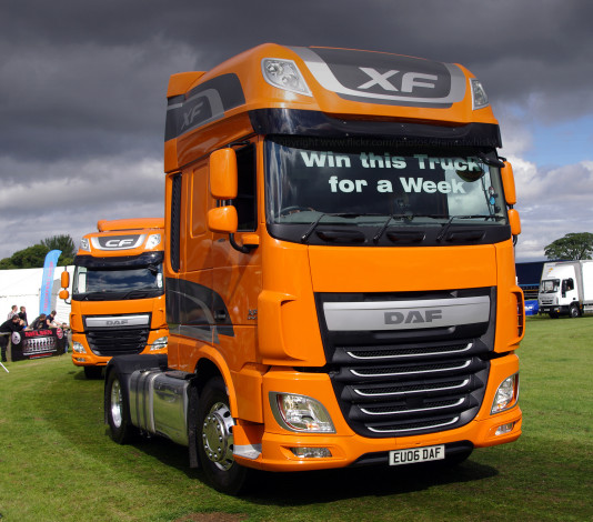 Обои картинки фото daf xf euro6 450, автомобили, daf , выставка, улица, тягач, седельный, грузовик, тяжелый