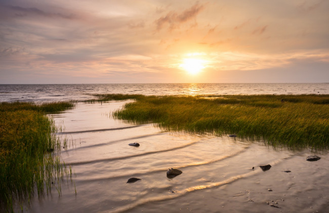 Обои картинки фото природа, восходы, закаты, озеро, небо, солнце, вода, облака