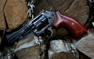 Картинка оружие револьверы revolver